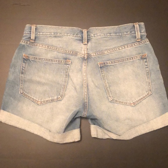 Women’s GAP denim shorts - Picture 3 of 5